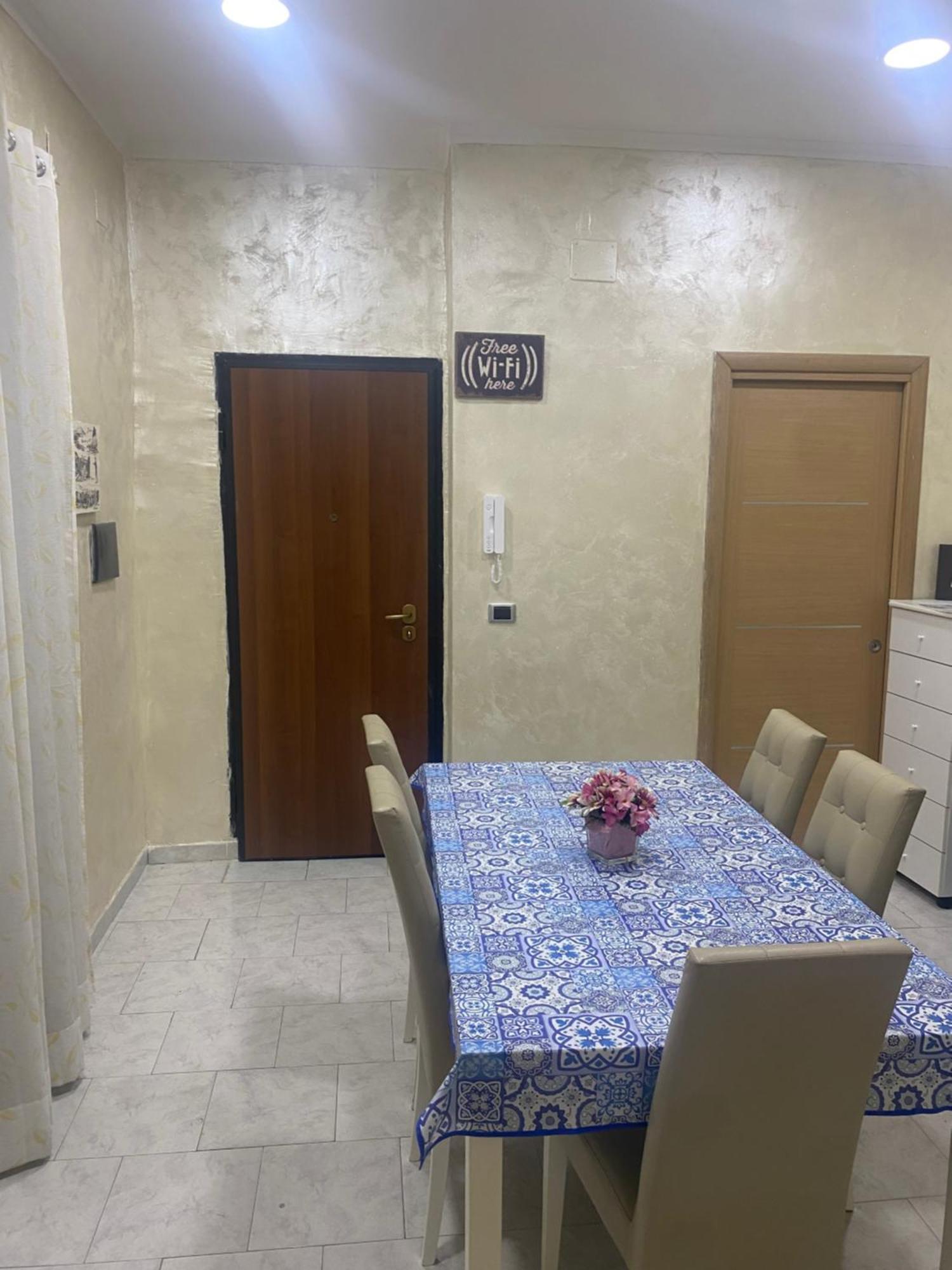 נאפולי La Casa Di Vera מראה חיצוני תמונה